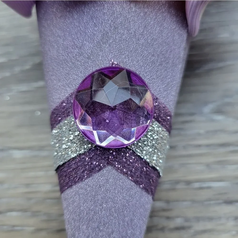 Gift: Small purple hair clip bouquet korker clip bows